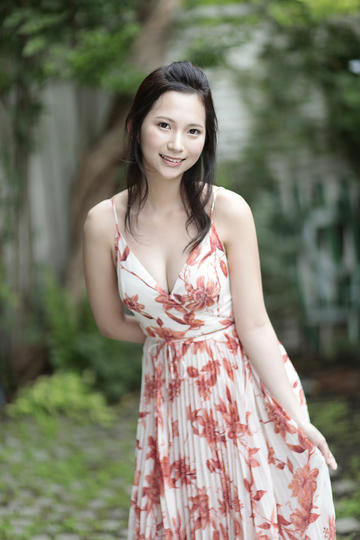 男人吃奶吃奶啪啪gif(男生吃奶是什么感受)